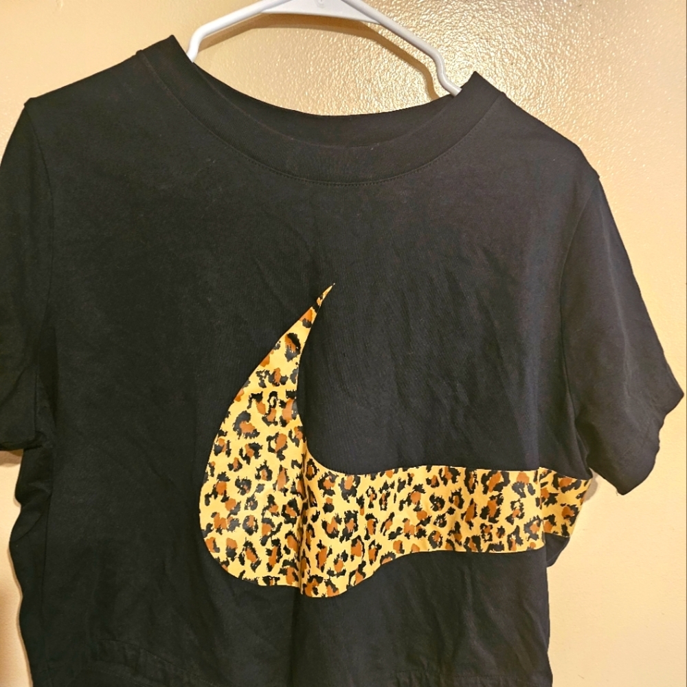 Nike Crop top Animal print